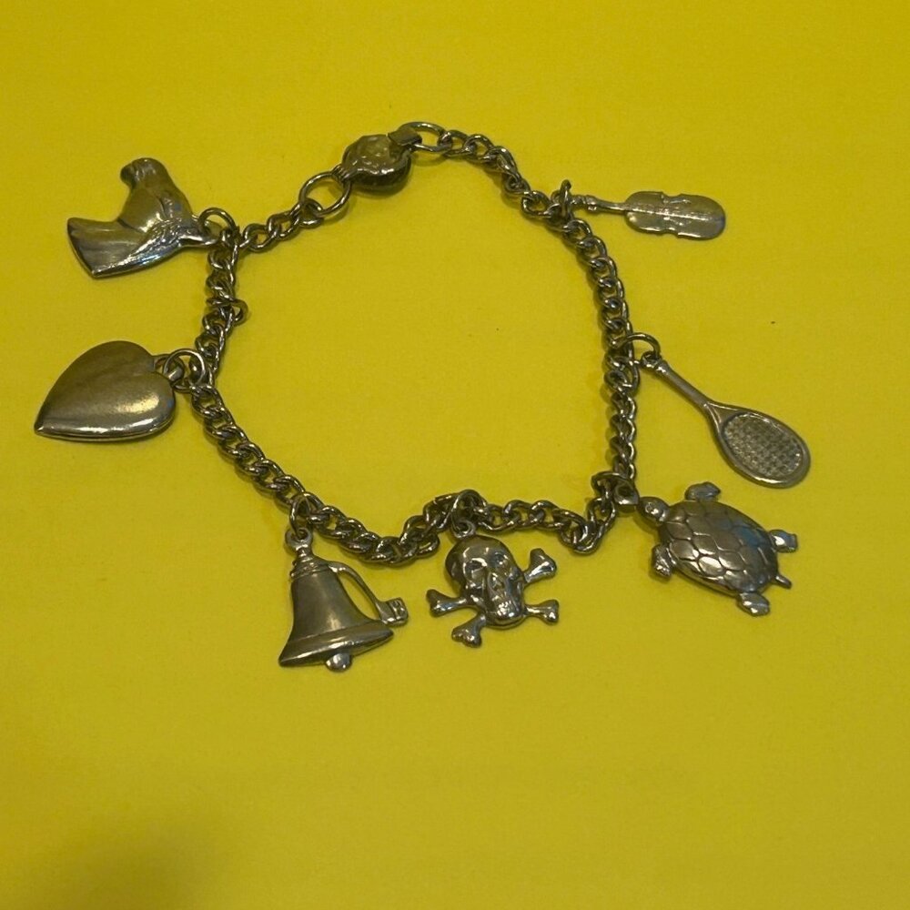 Vintage Silver Tone Charm Bracelet Horse Heart Bell Skull Turtle Tennis Violin